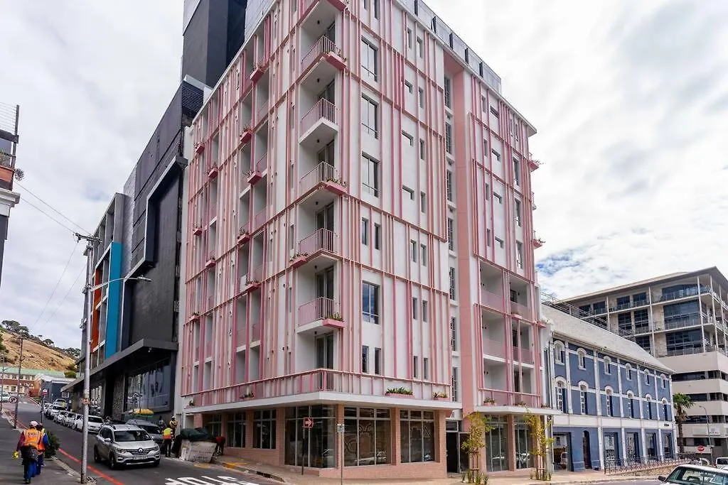 The Rose 710: Top Floor City Aprt With Balcony Cape Town