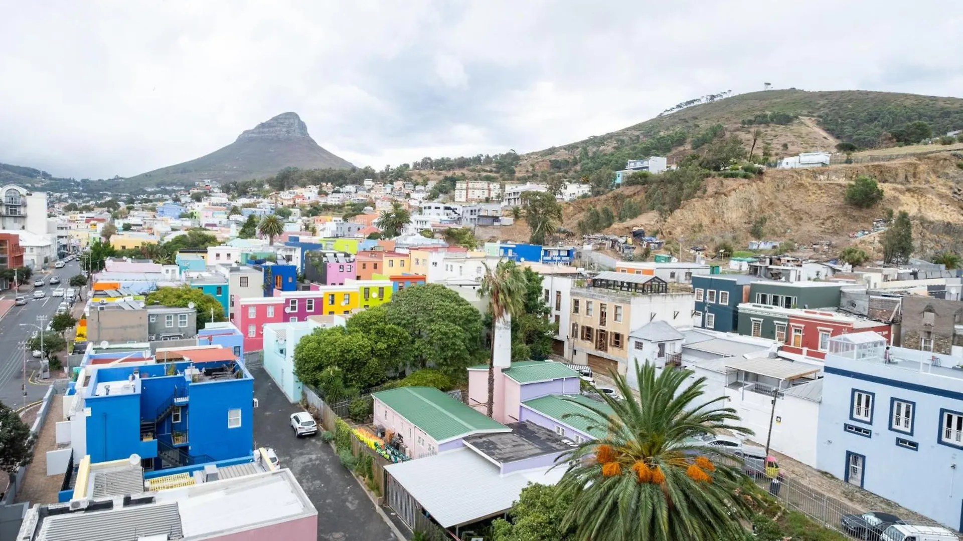 The Rose 710: Top Floor City Aprt With Balcony Cape Town Apartment